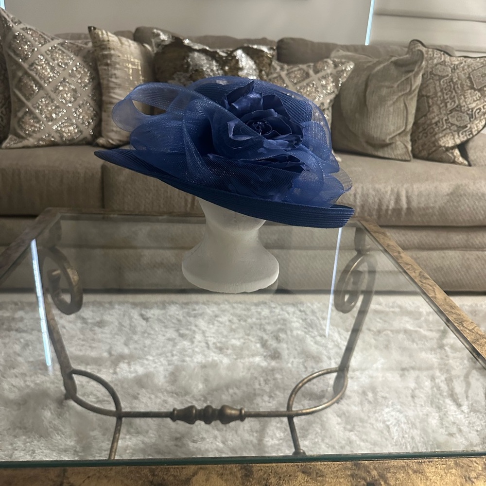 Elegant Blue Fascinator Hat